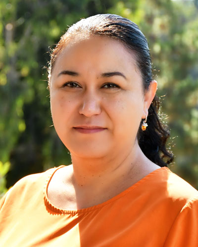 Dr Erika Leon