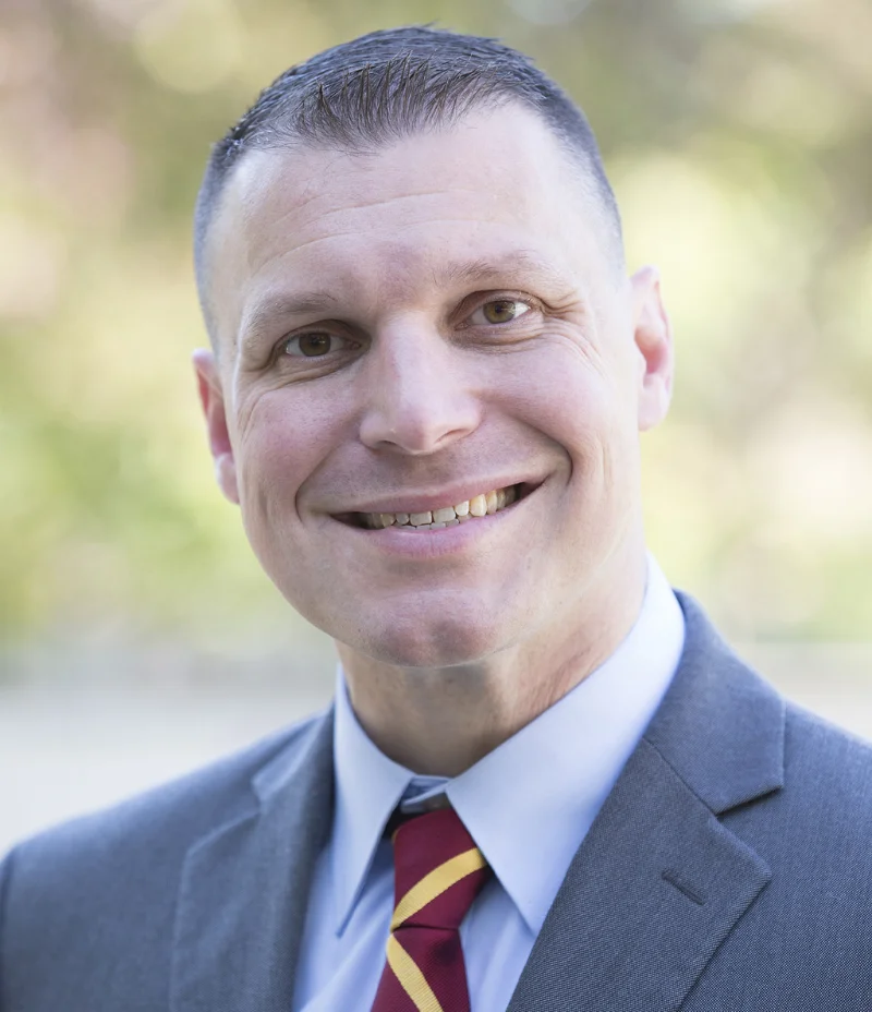 Jeffrey Archibald headshot