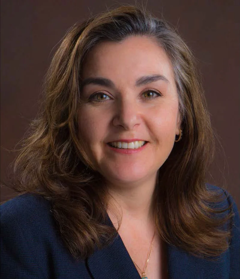 Laura Ramirez headshot