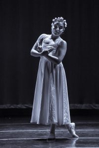 Balletic pose of Amanda Simmons.