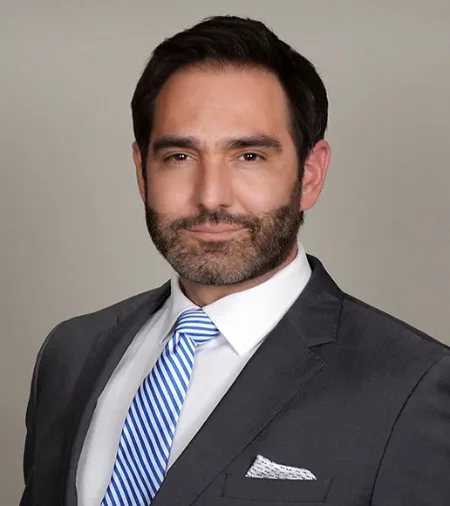 Official portrait of Councilmember Erik Lutz