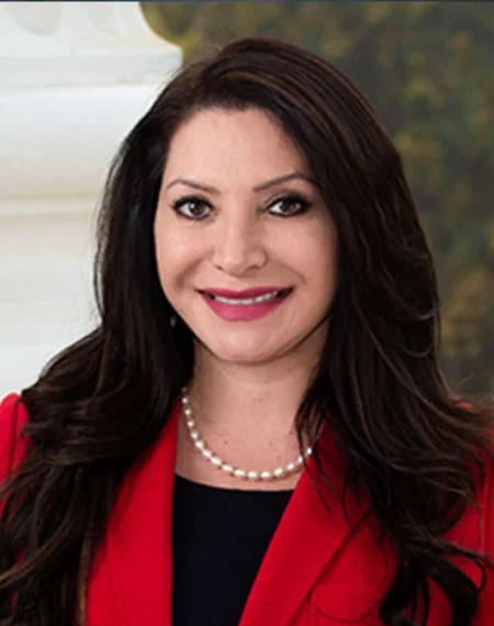 Official portrait of State Senator Susan Rubio