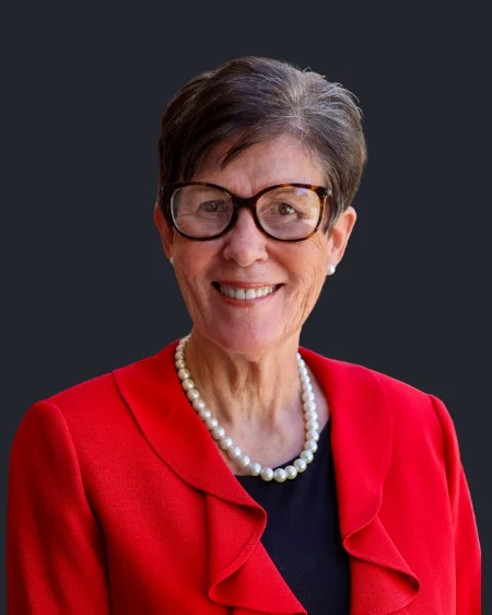 Official portrait of Councilmember Cathy Warner